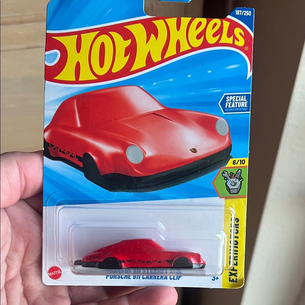 Hot Wheels Red Porsche 911 Carrera Clip Toy Car